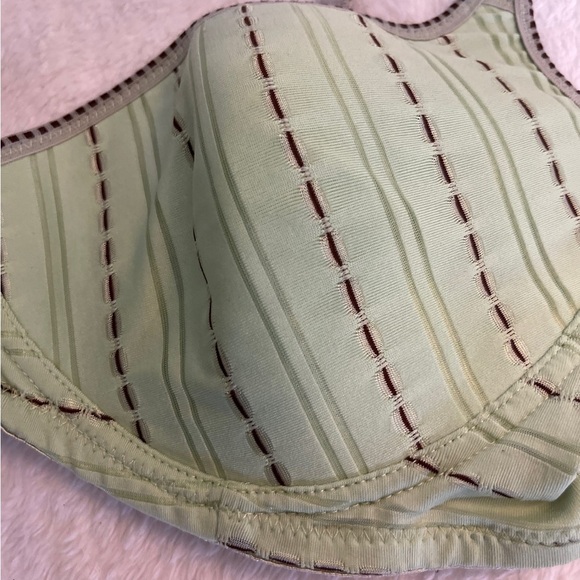 Green Striped Women's wireless Bra - Picture 2 of 5